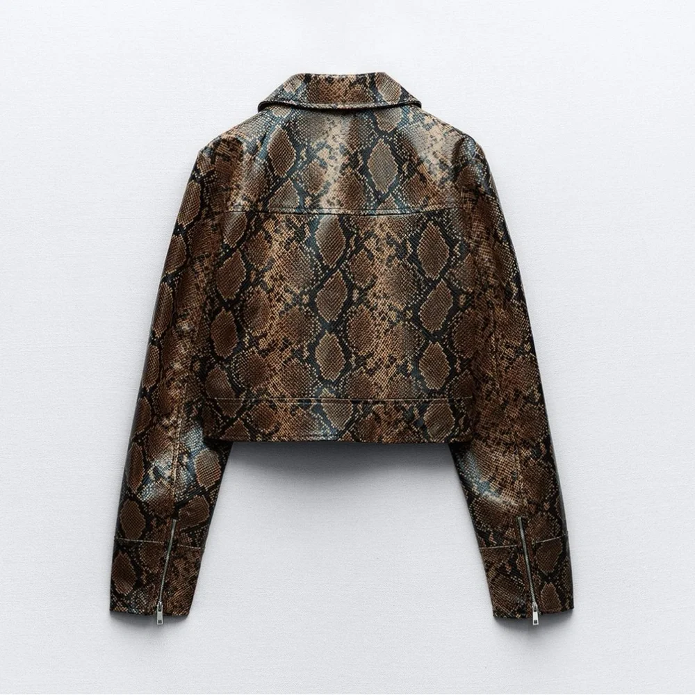 FAUX LEATHER SNAKESKIN PRINT JACKET